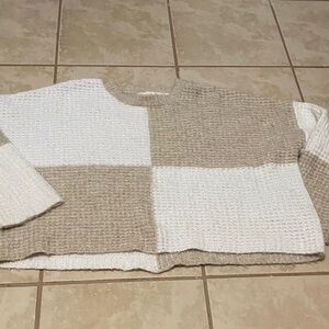 Jessica Simpson Cream and Tan Color Block Sweater